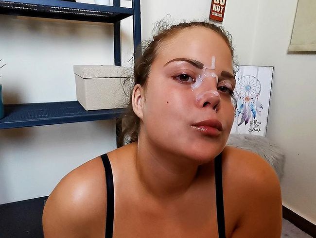 Lea Lovebird Porno Video: Vorsicht! Das könnte ins Auge gehen ;)